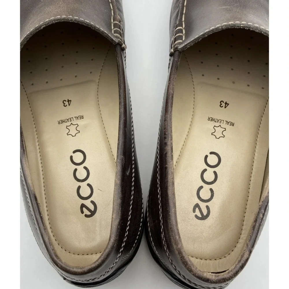 ECCO Leather Driving Loafers Mens Size 9.5 EU 43 Brown Moc Toe Slip On Comfort